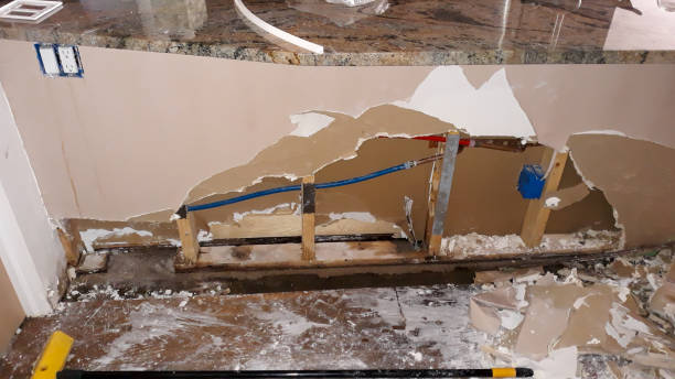 Local water damage restoration in AZ